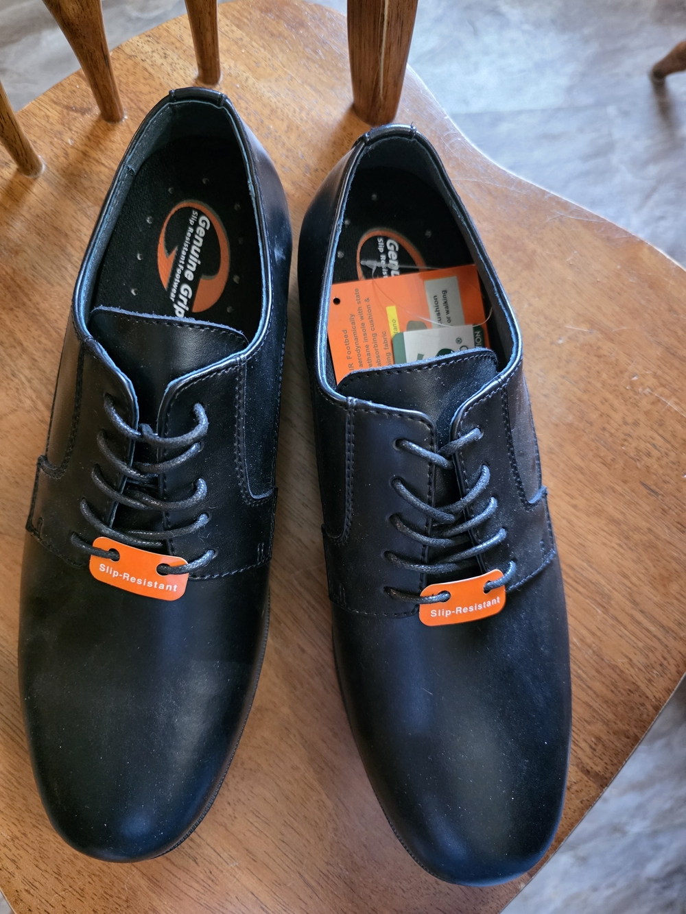 Men's Black Slip-Resistant Derby Shoes